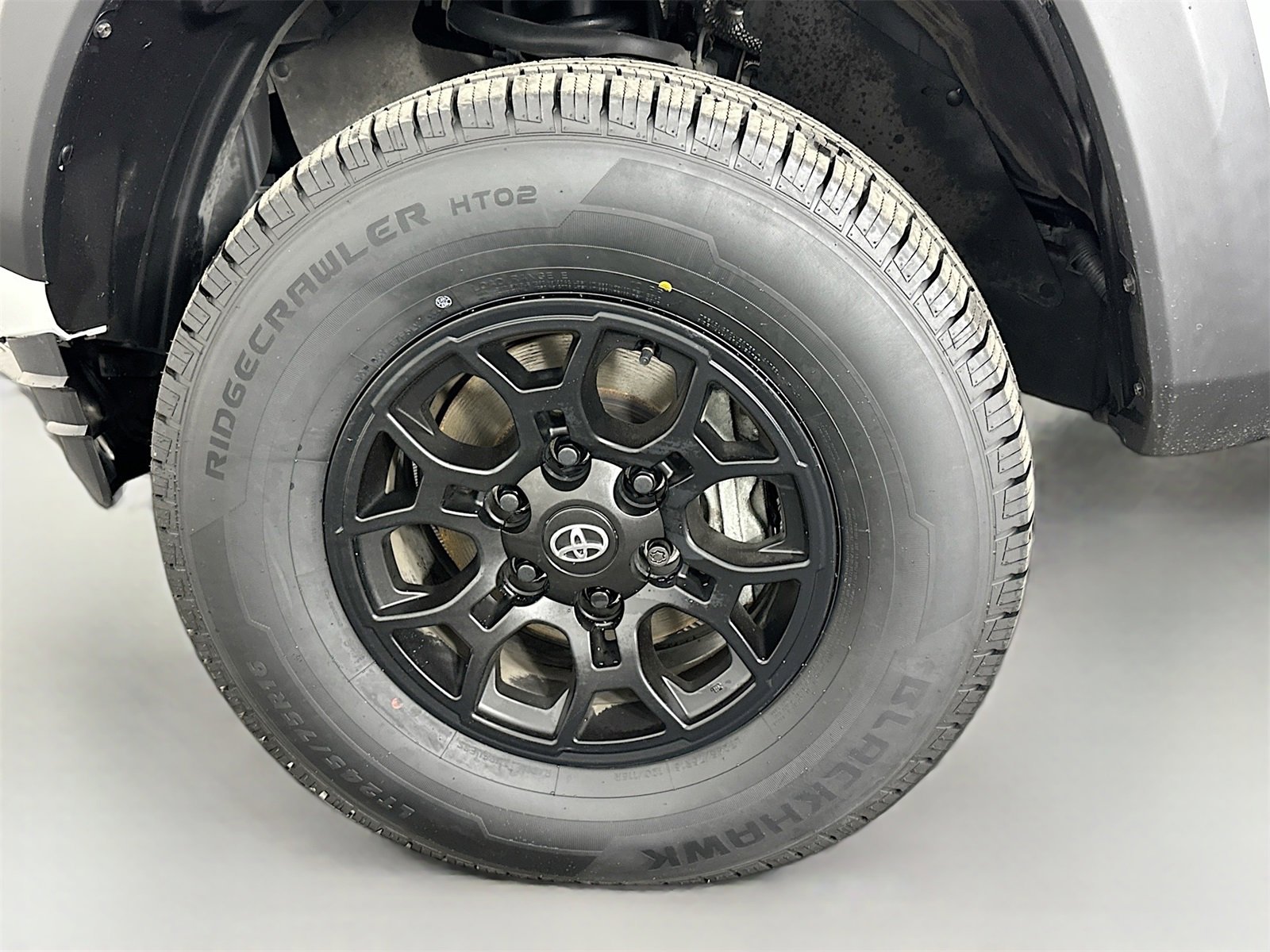 Certified 2022 Toyota Tacoma SR image 29