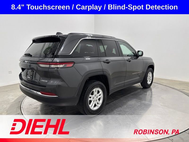 Used 2023 Jeep Grand Cherokee Laredo AWD/4WD image 7