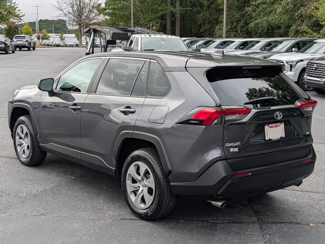 Used 2023 Toyota RAV4 LE FWD image 5