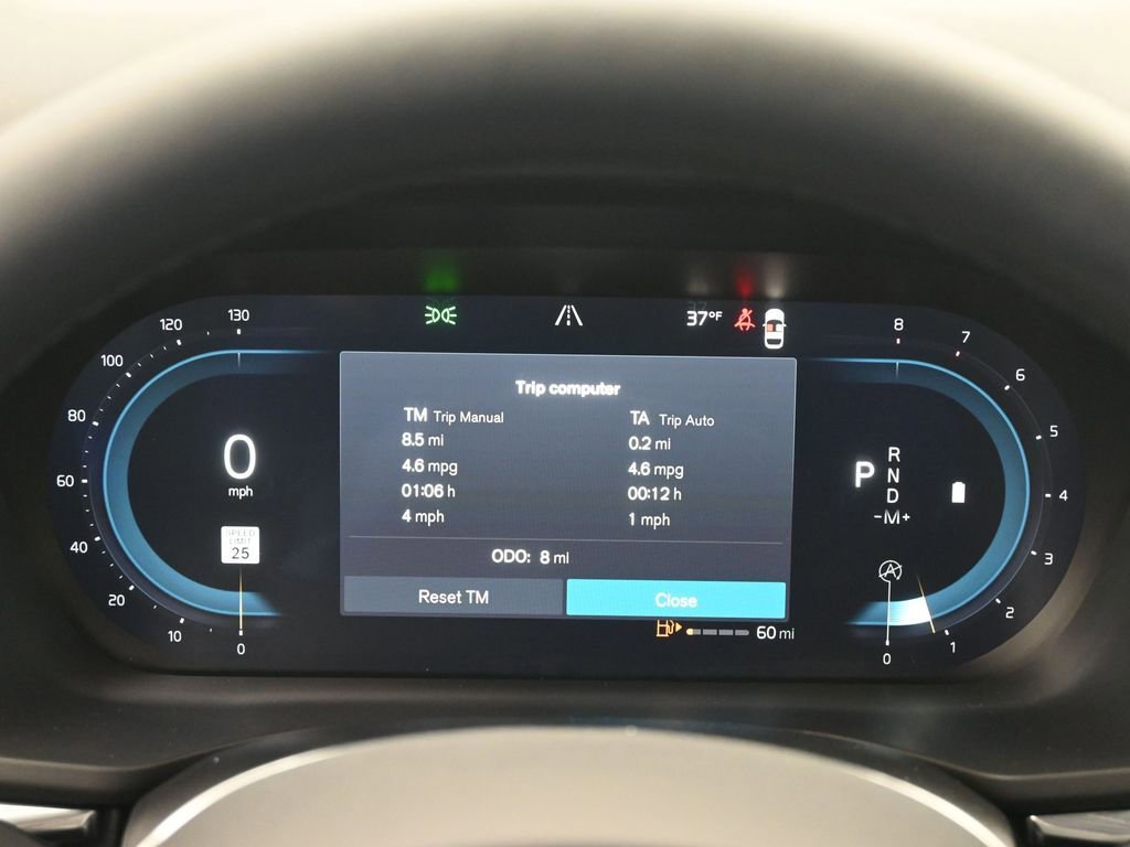 New 2025 Volvo XC60 B5 Plus w/ Protection Package Premier image 10