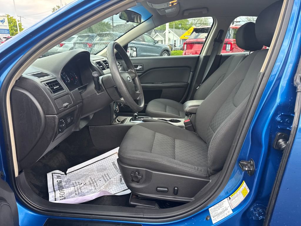 Used 2011 Ford Fusion SE FWD image 13