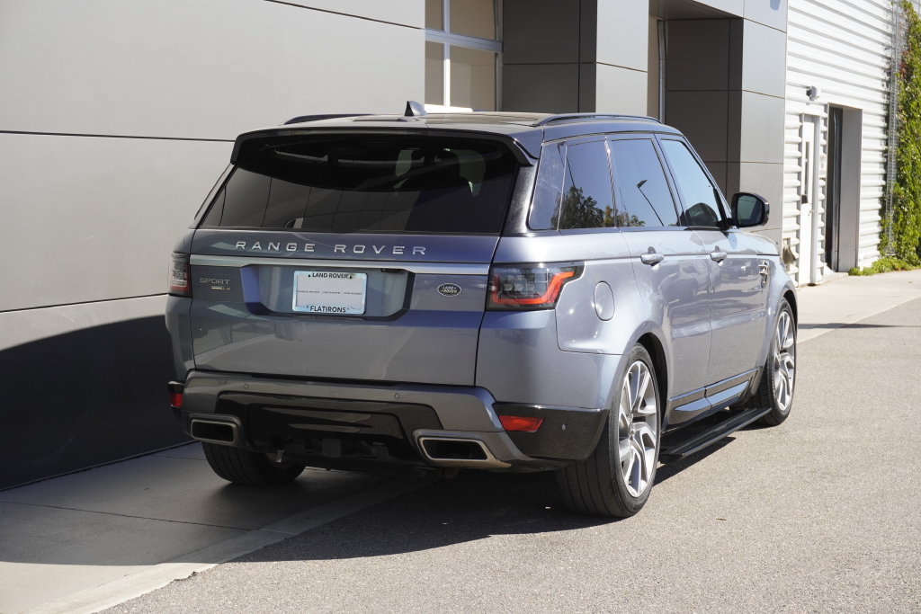 Used 2018 Land Rover Range Rover Sport HSE AWD/4WD image 2