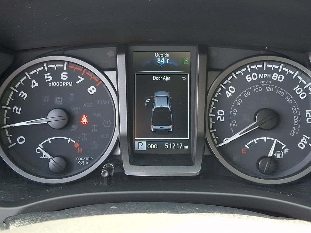 Certified 2022 Toyota Tacoma TRD Sport AWD/4WD image 21