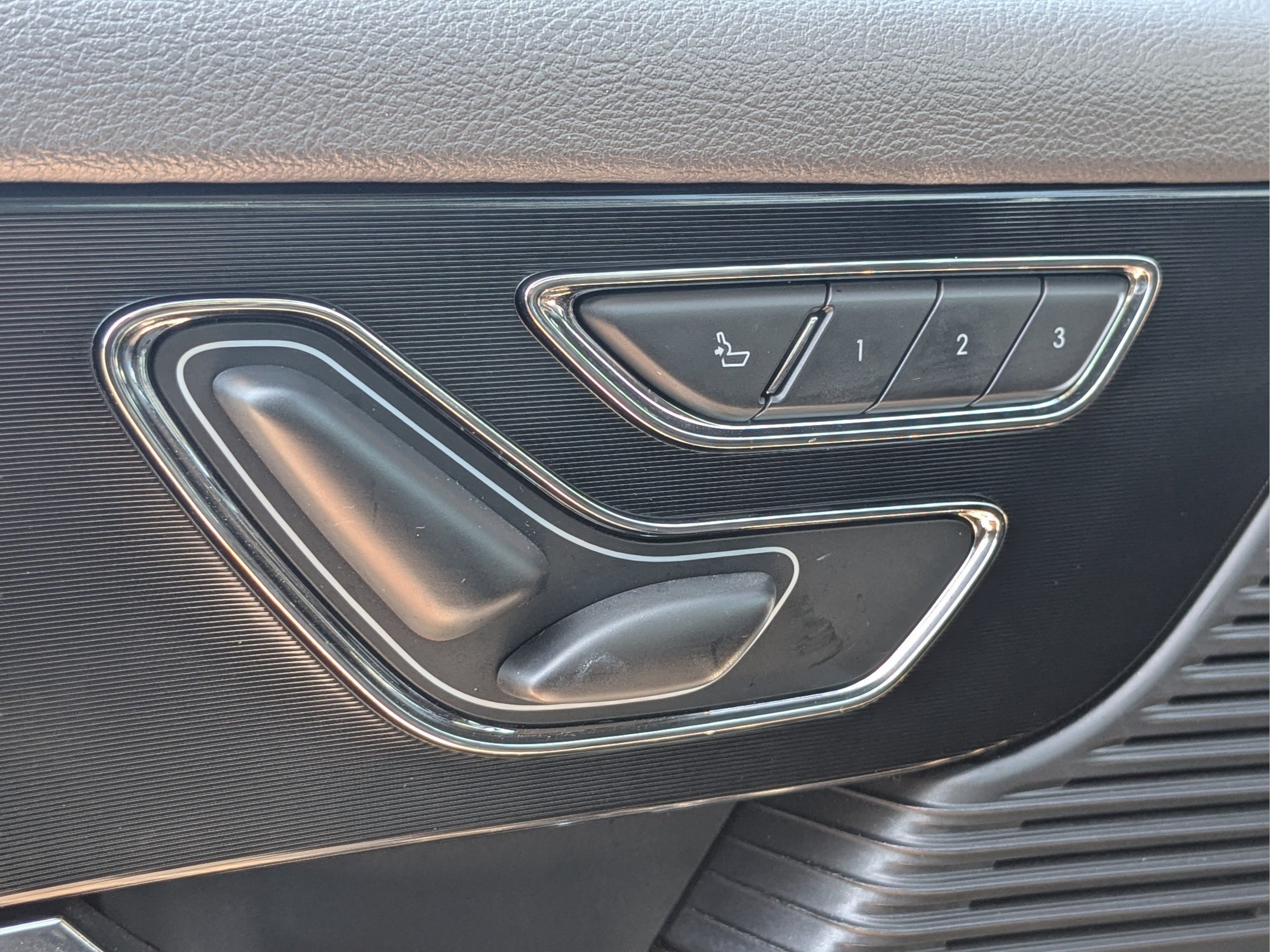 Used 2020 Lincoln Corsair FWD image 19