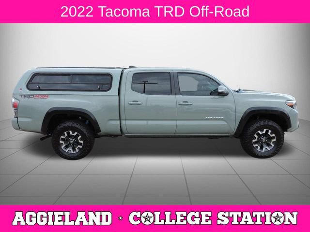 Used 2022 Toyota Tacoma TRD Off-Road w/ Technology Package image 2