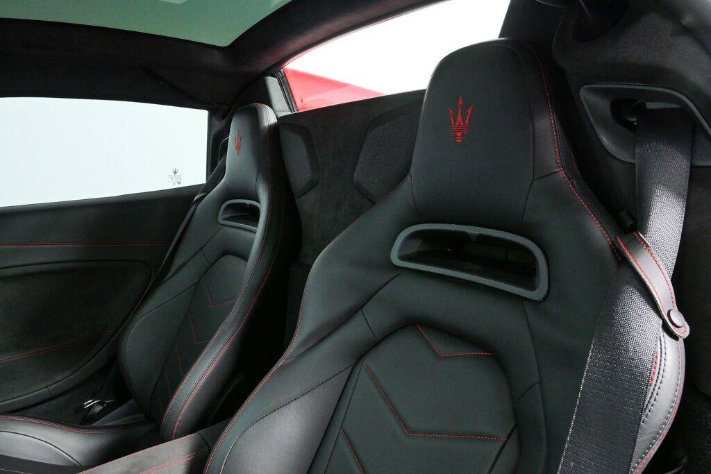 Used 2024 Maserati MC20 Cielo RWD image 3