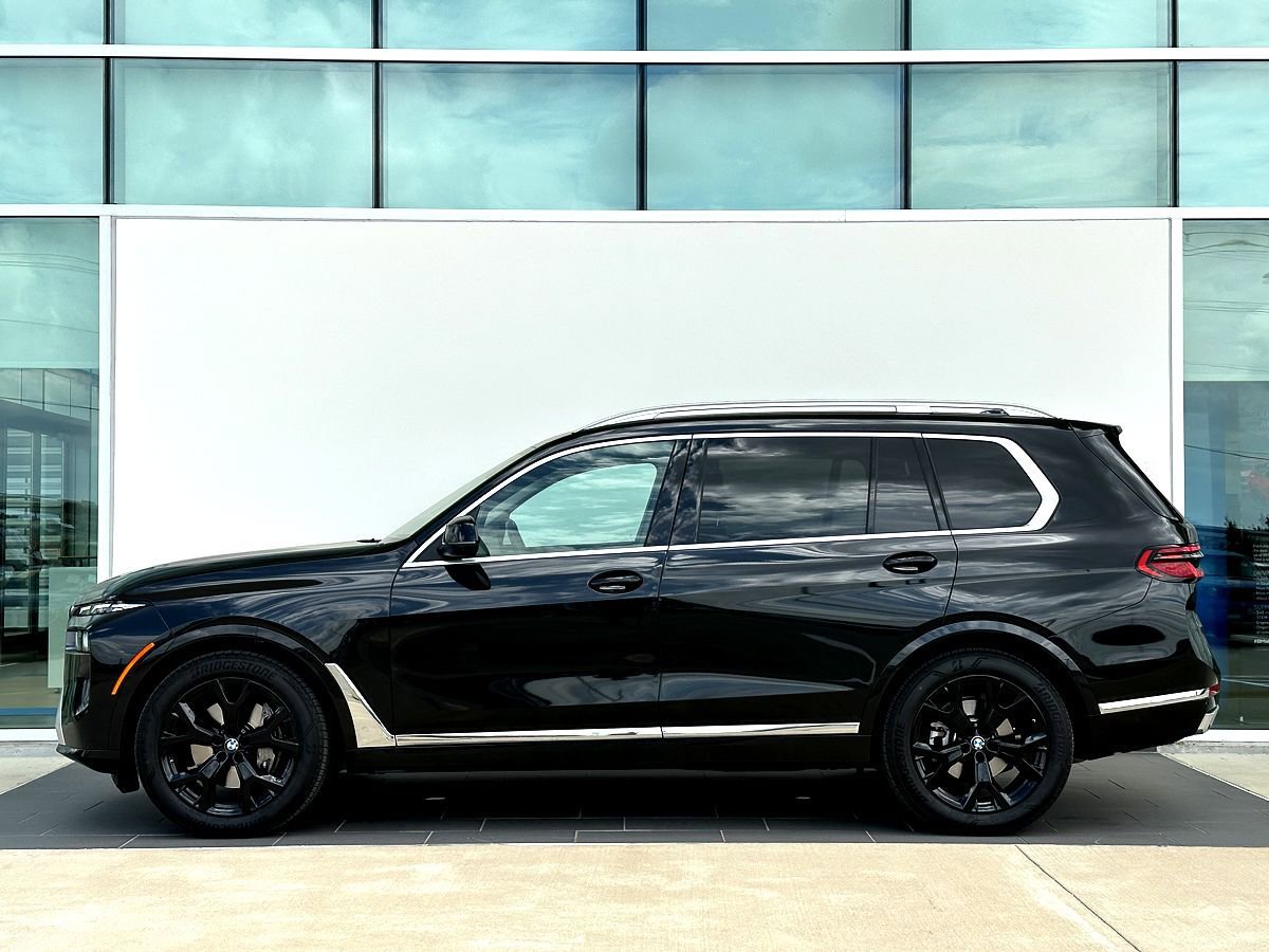 Certified 2023 BMW X7 xDrive40i w/ Premium Package image 8