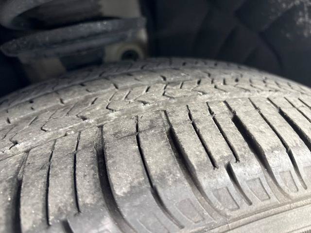 Used 2022 Buick Enclave Essence FWD image 29