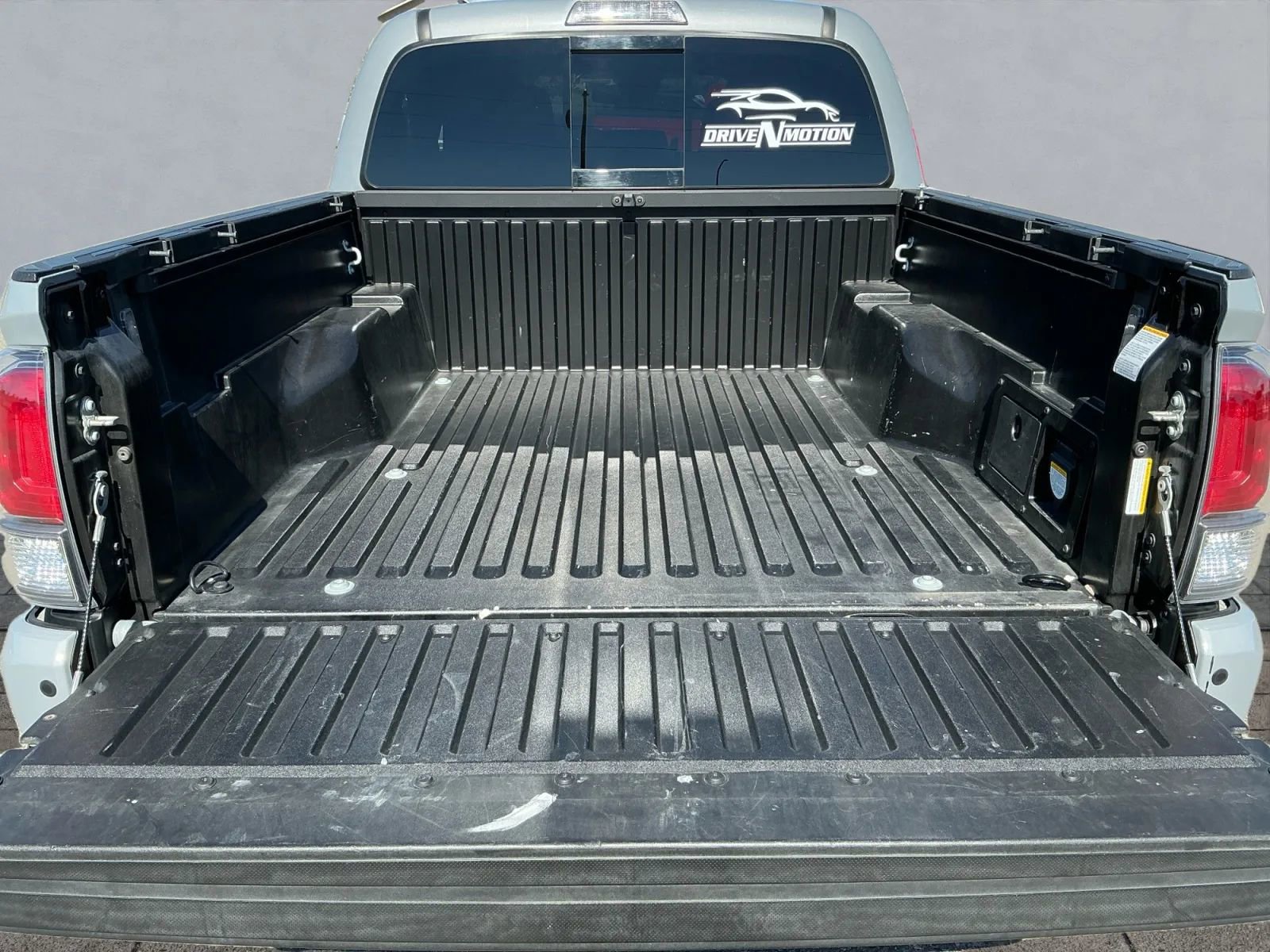 Used 2020 Toyota Tacoma TRD Sport image 18