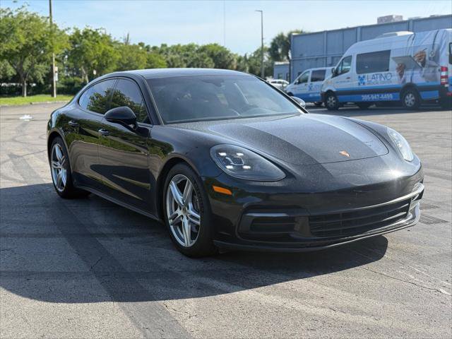 Used 2018 Porsche Panamera 4 w/ Premium Package AWD/4WD image 9