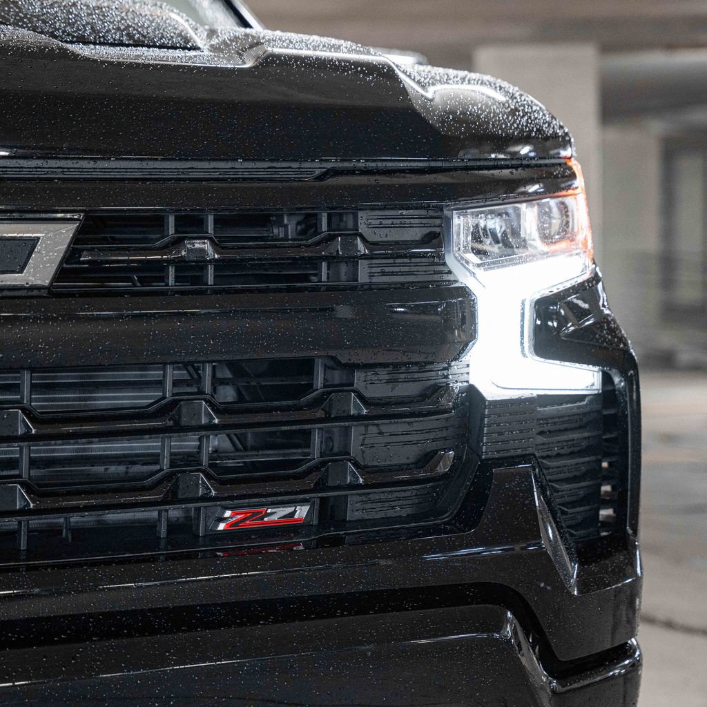 Used 2024 Chevrolet Silverado 1500 LT Trail Boss w/ Convenience Package II AWD/4WD image 3