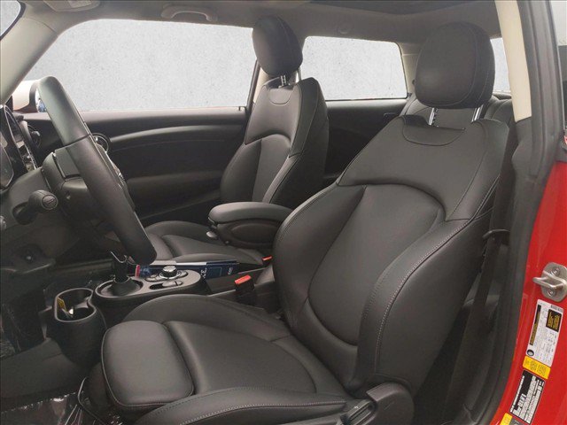 Used 2024 MINI Cooper SE FWD image 17