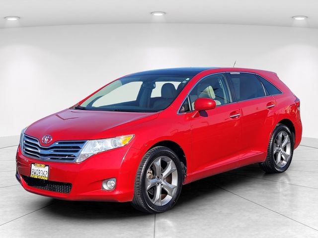 Used 2010 Toyota Venza AWD image 2