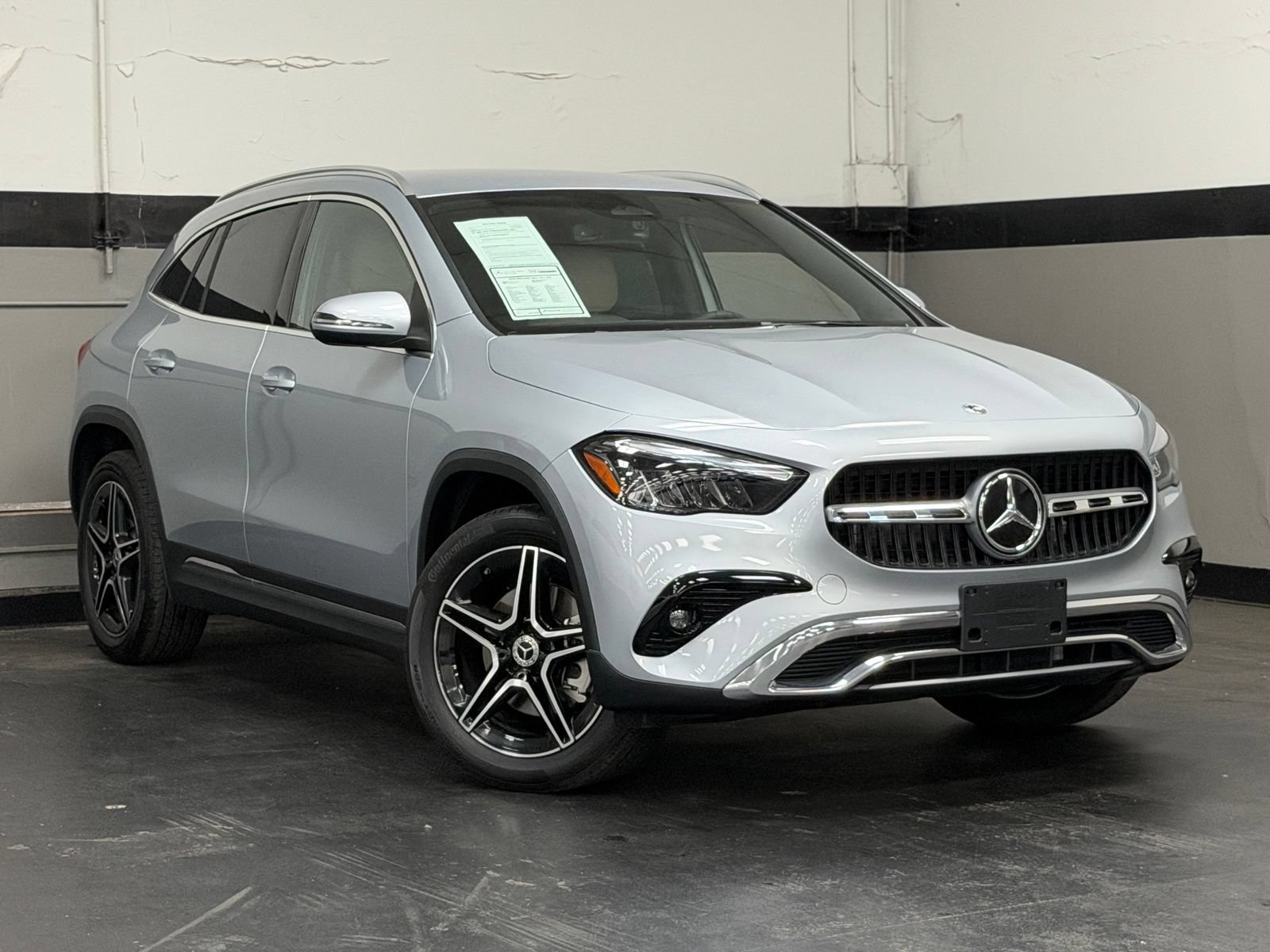 Used 2026 Mercedes-Benz GLA 250 image 2