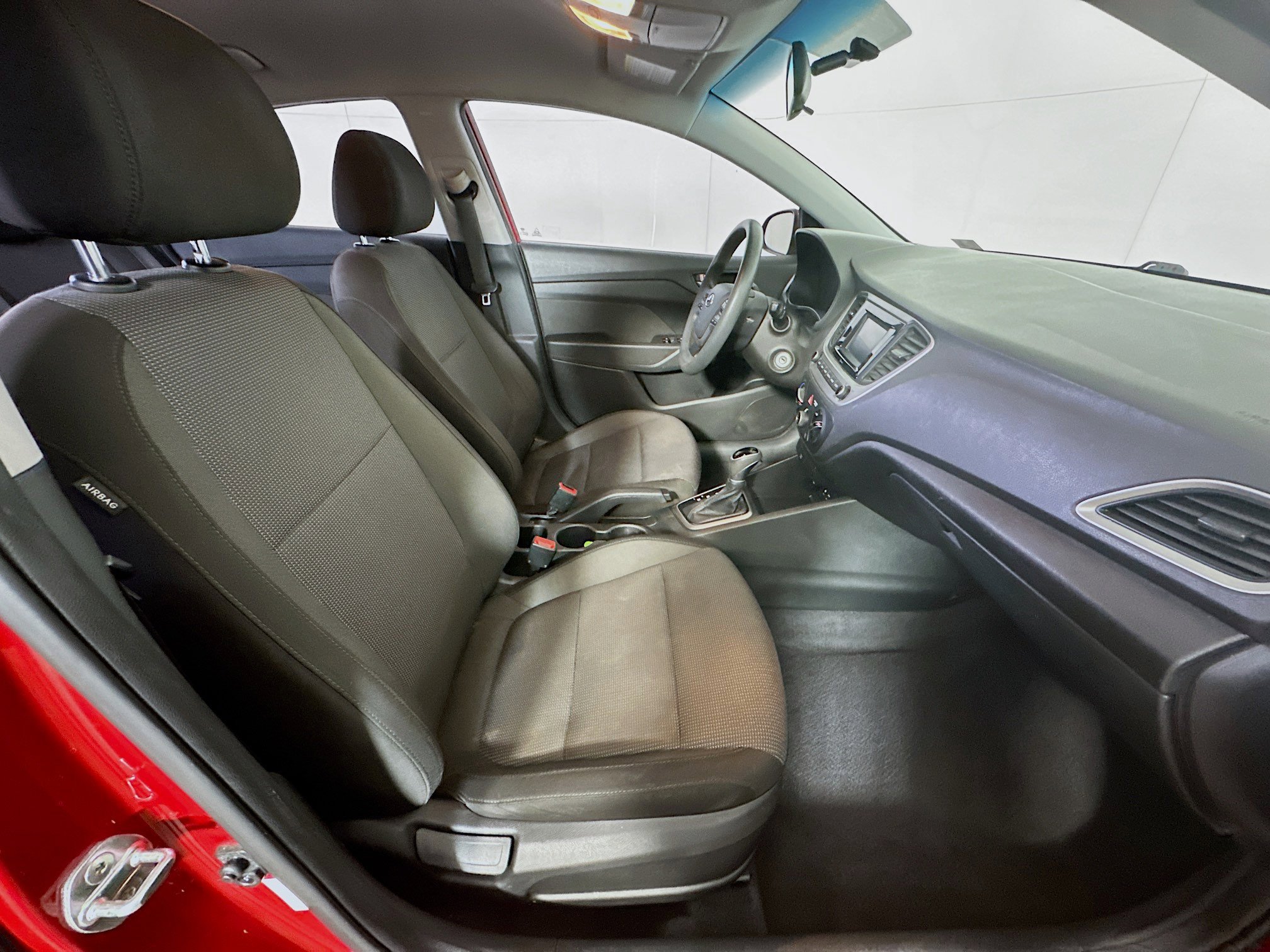 Used 2019 Hyundai Accent SE image 29