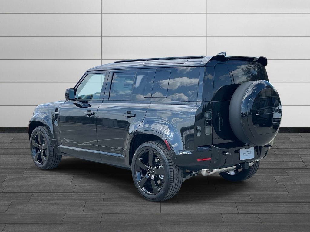 New 2026 Land Rover Defender 110 X-Dynamic SE AWD/4WD image 3