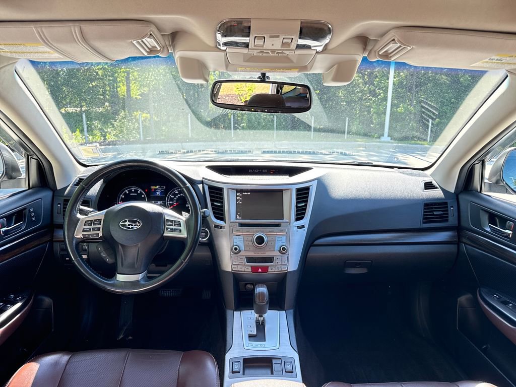 Used 2014 Subaru Outback 2.5i Limited AWD/4WD image 16