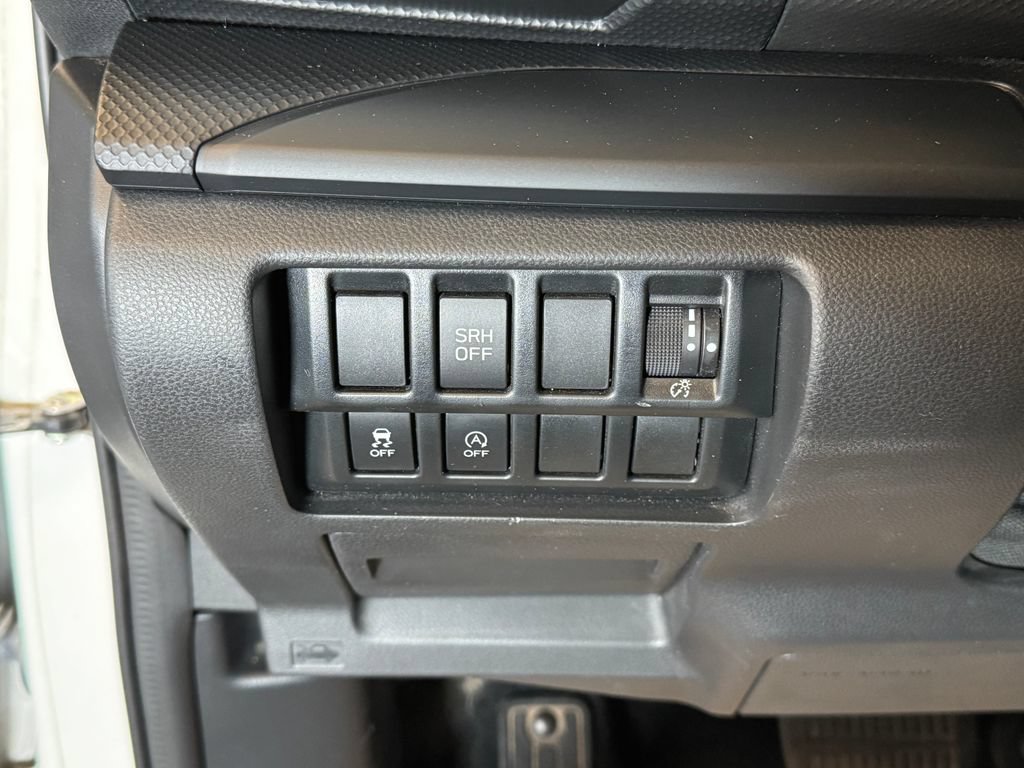 Used 2021 Subaru Forester AWD/4WD image 18