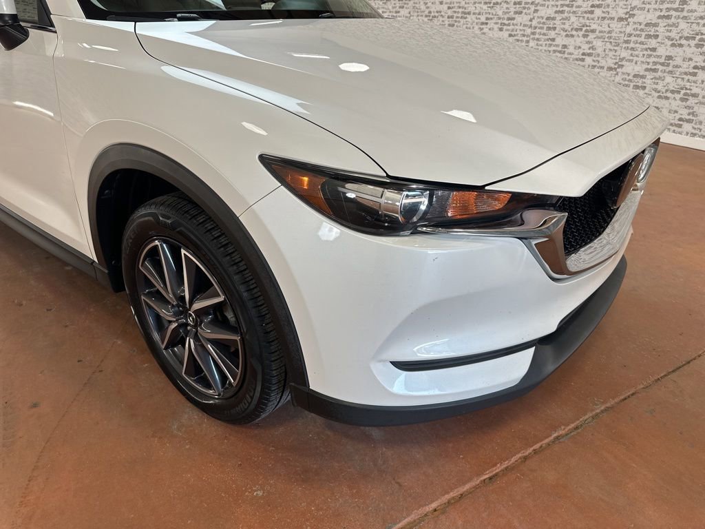 Used 2018 MAZDA CX-5 Touring image 9