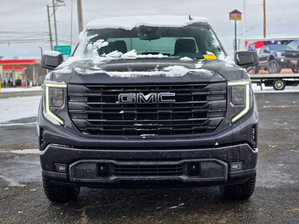 Used 2023 GMC Sierra 1500 Elevation w/ LPO, Elevation Black Package image 2