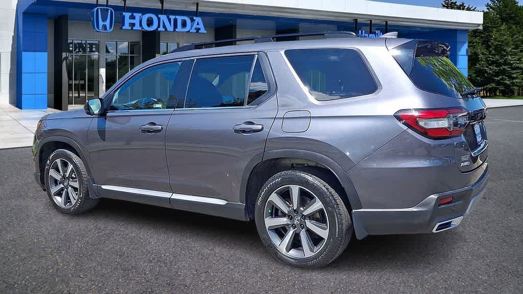 Used 2023 Honda Pilot Elite image 6