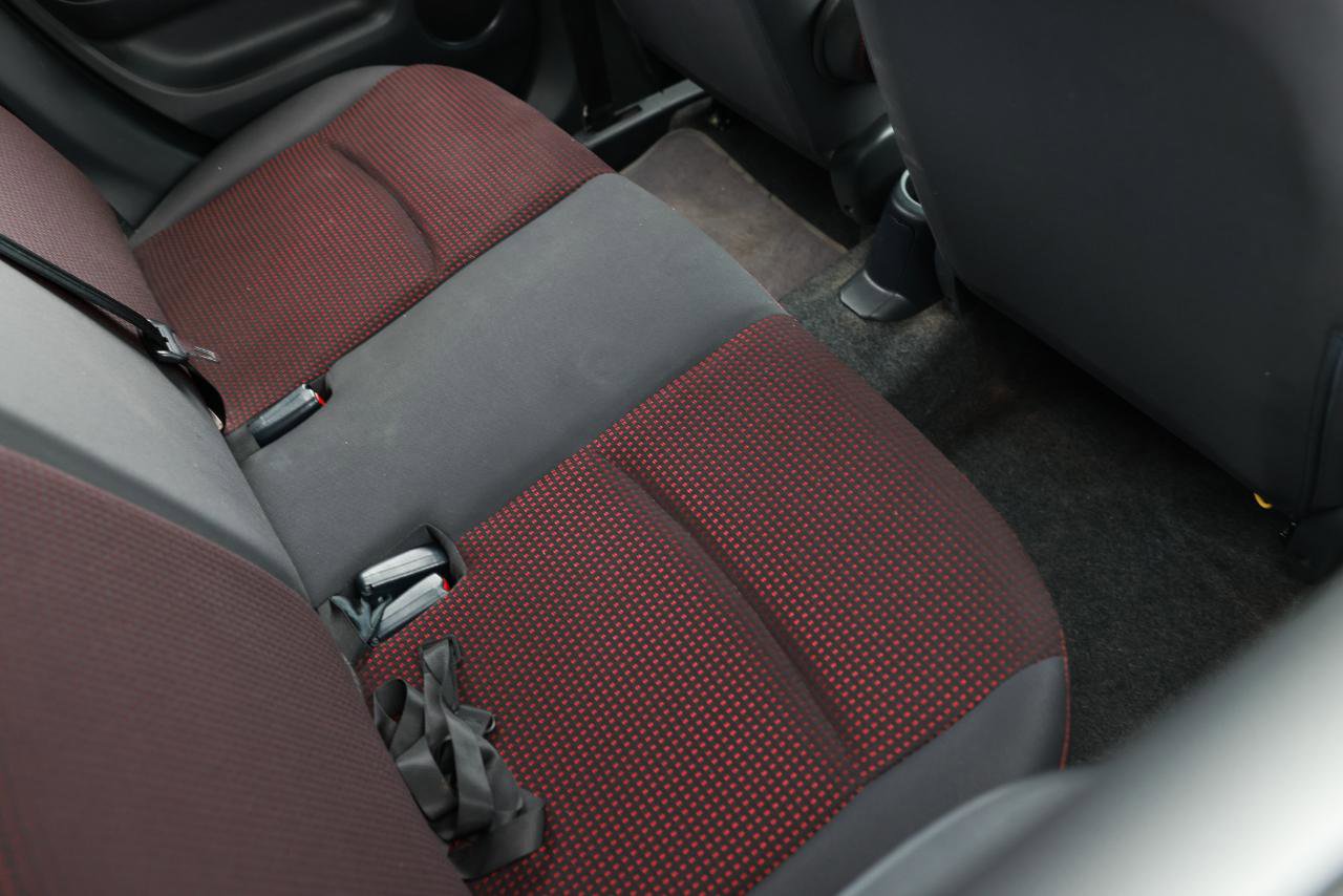 Used 2020 Mitsubishi Mirage LE image 12