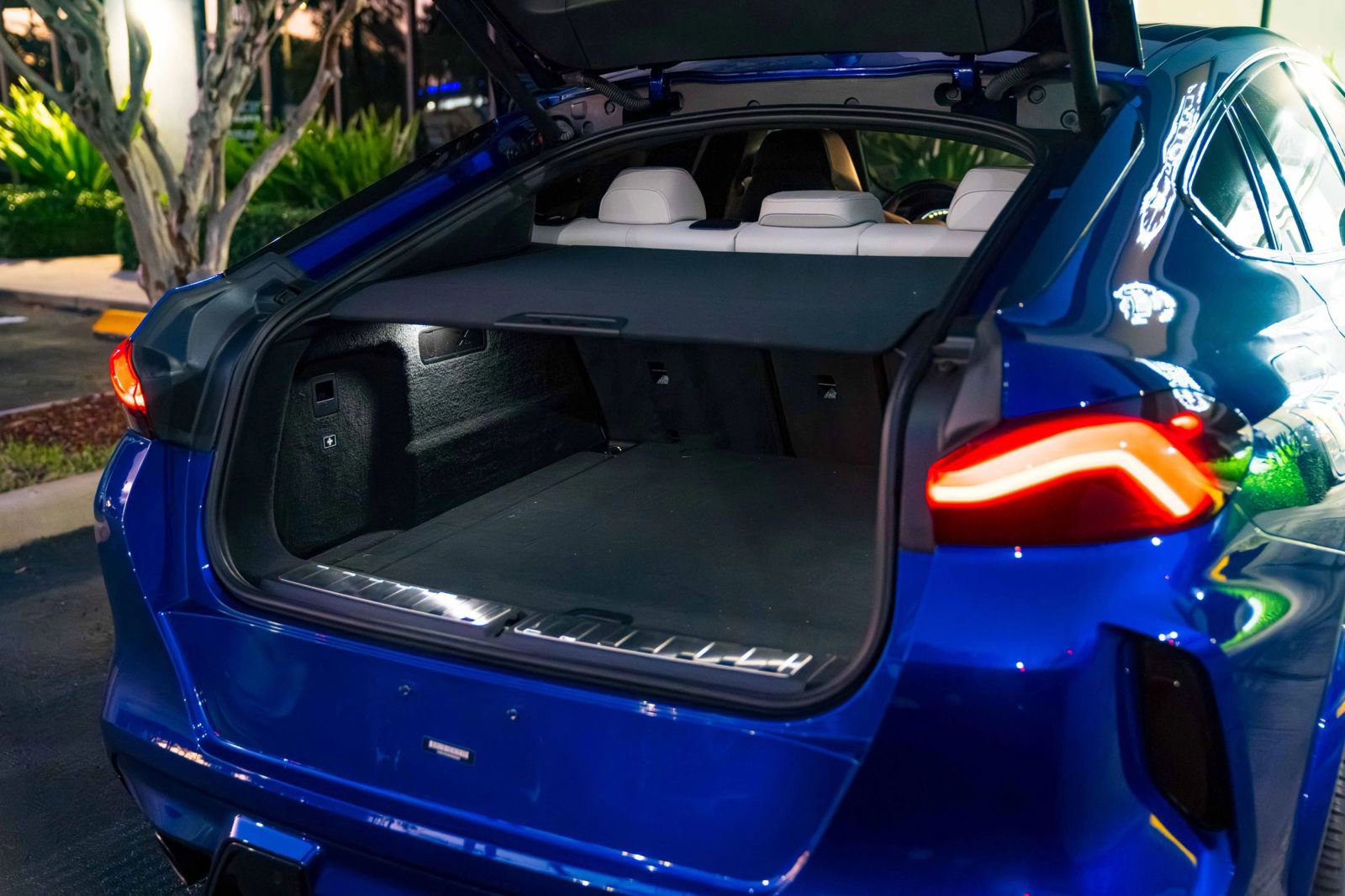 Used 2023 BMW X6 M w/ Executive Package image 59