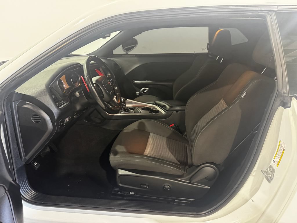 Used 2022 Dodge Challenger GT RWD image 14