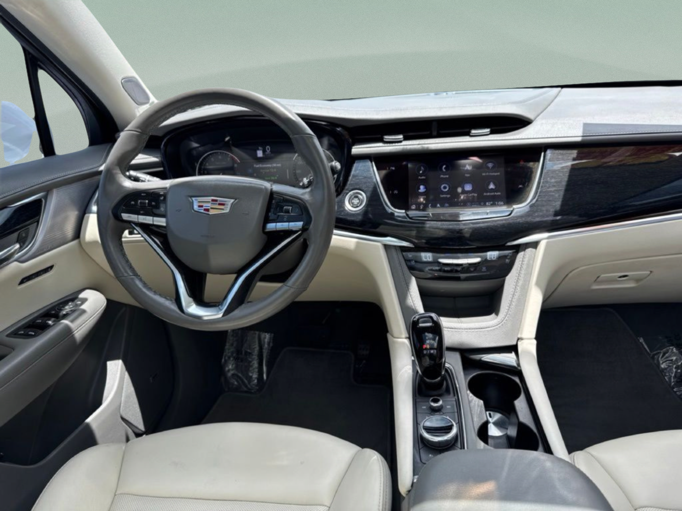 Used 2024 Cadillac XT6 Premium Luxury FWD image 26