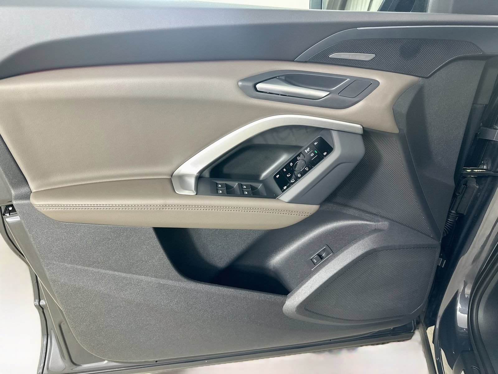 New 2026 Audi Q5 Premium Plus AWD/4WD image 17