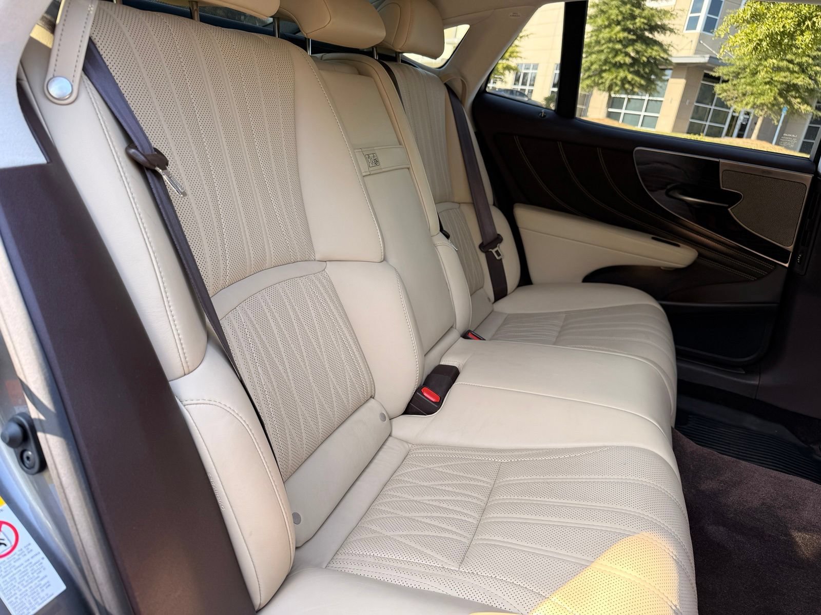 Used 2018 Lexus LS 500 w/ Interior Upgrade Package RWD image 43