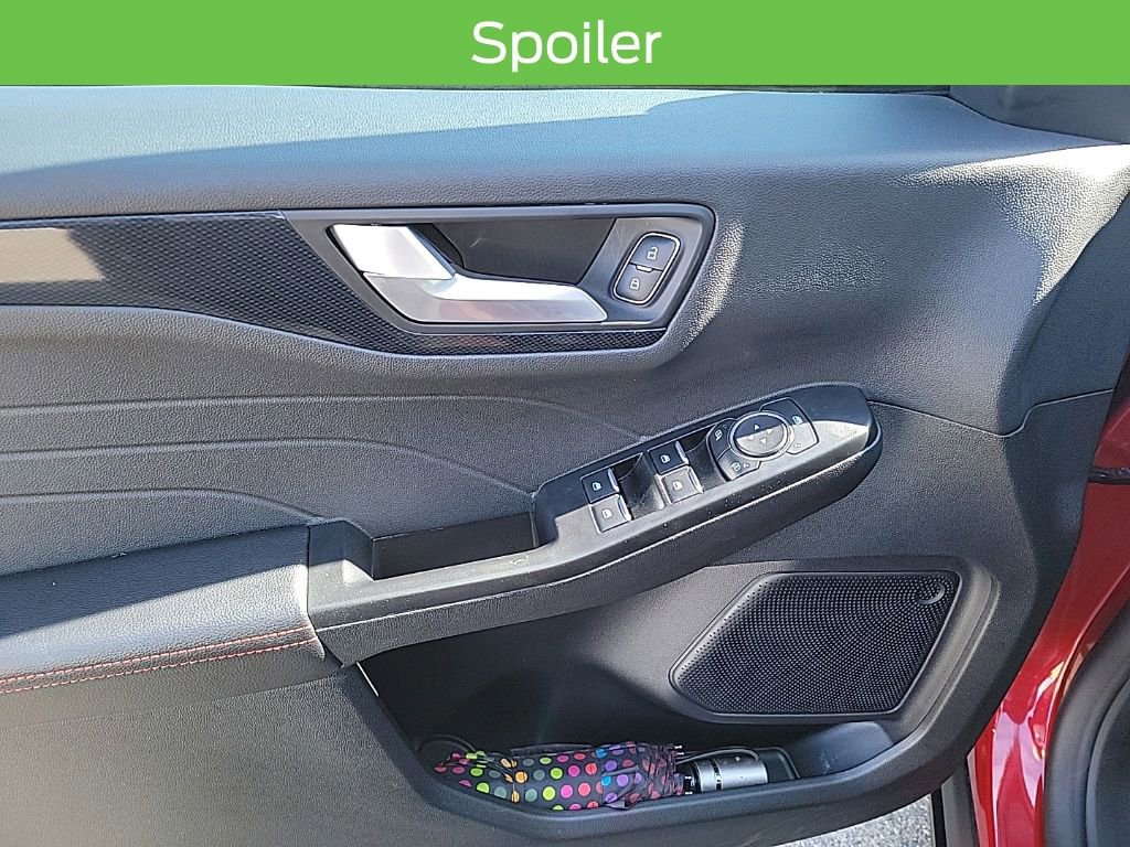 Used 2025 Ford Escape ST-Line w/ Cold Weather Package image 29