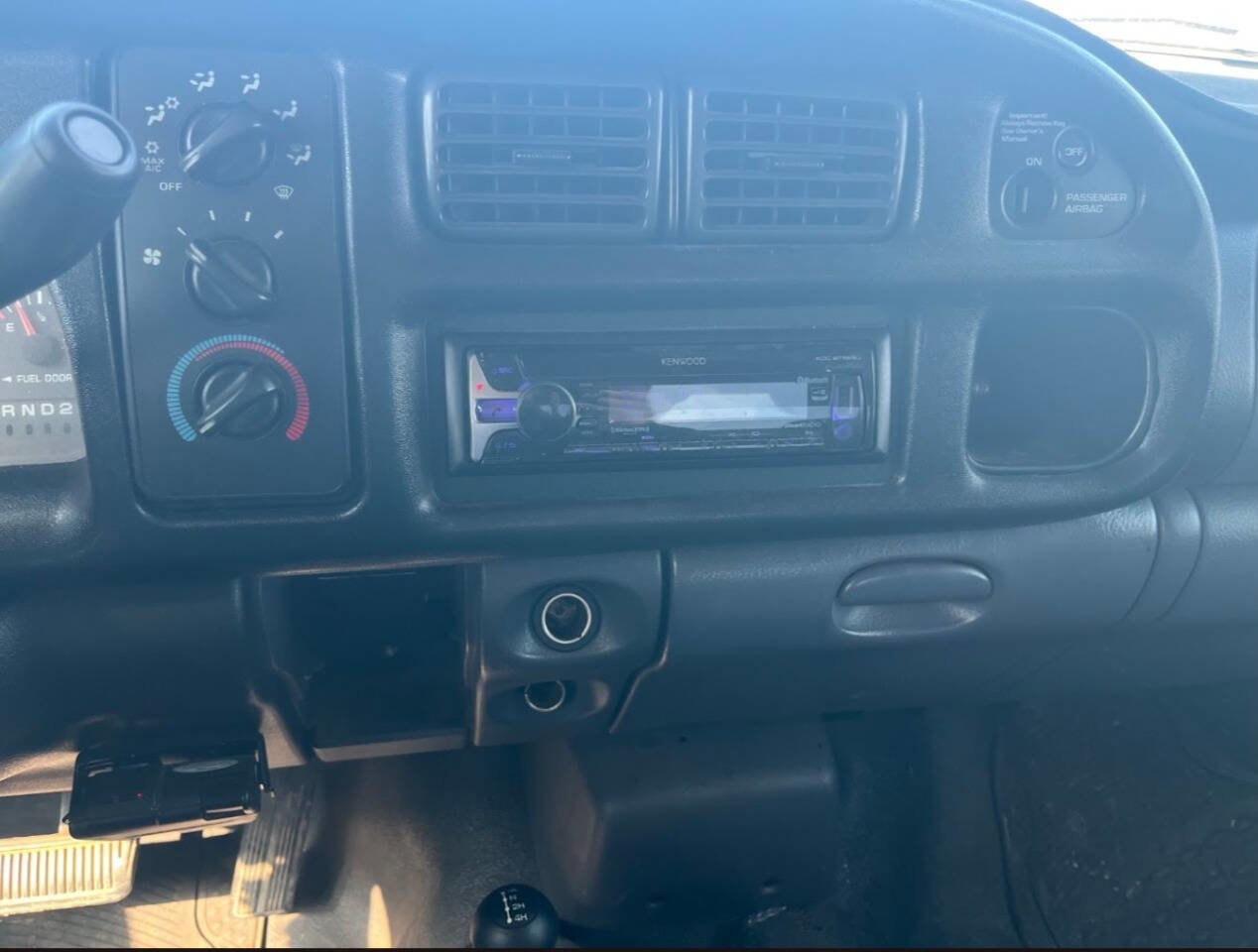 Used 2002 Dodge Ram 2500 Truck SLT image 6