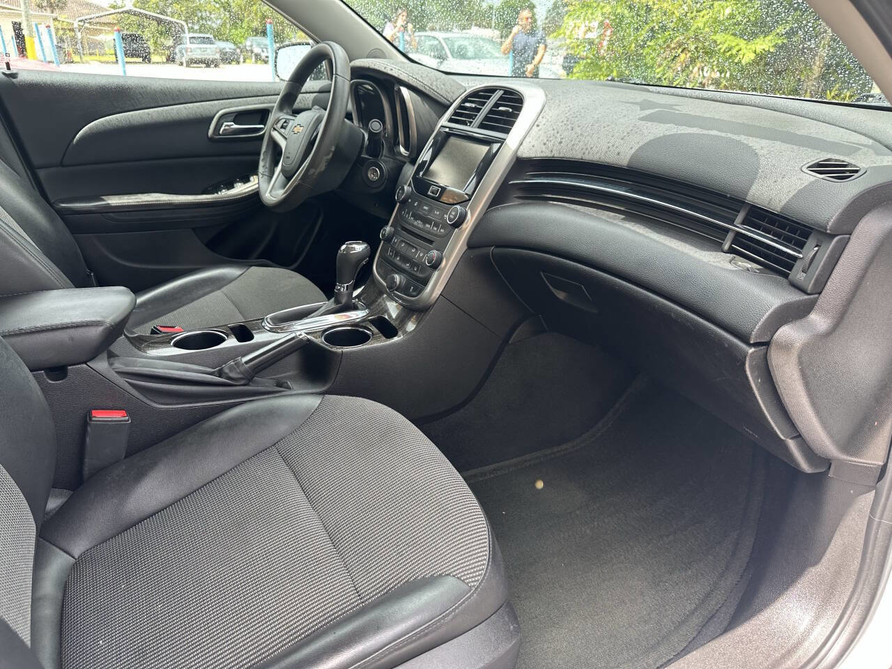 Used 2015 Chevrolet Malibu LT w/ Power Convenience Package image 12