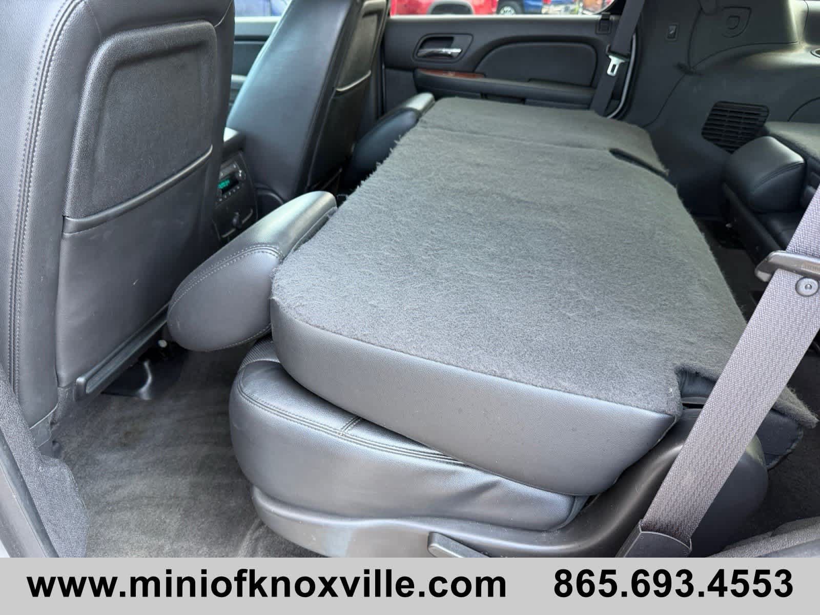 Used 2013 Chevrolet Tahoe LTZ AWD/4WD image 16