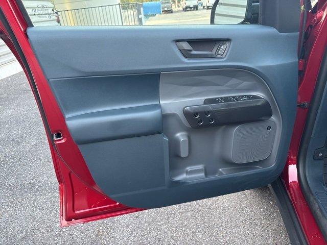 New 2025 Ford Maverick Lariat w/ Black Appearance Package image 11