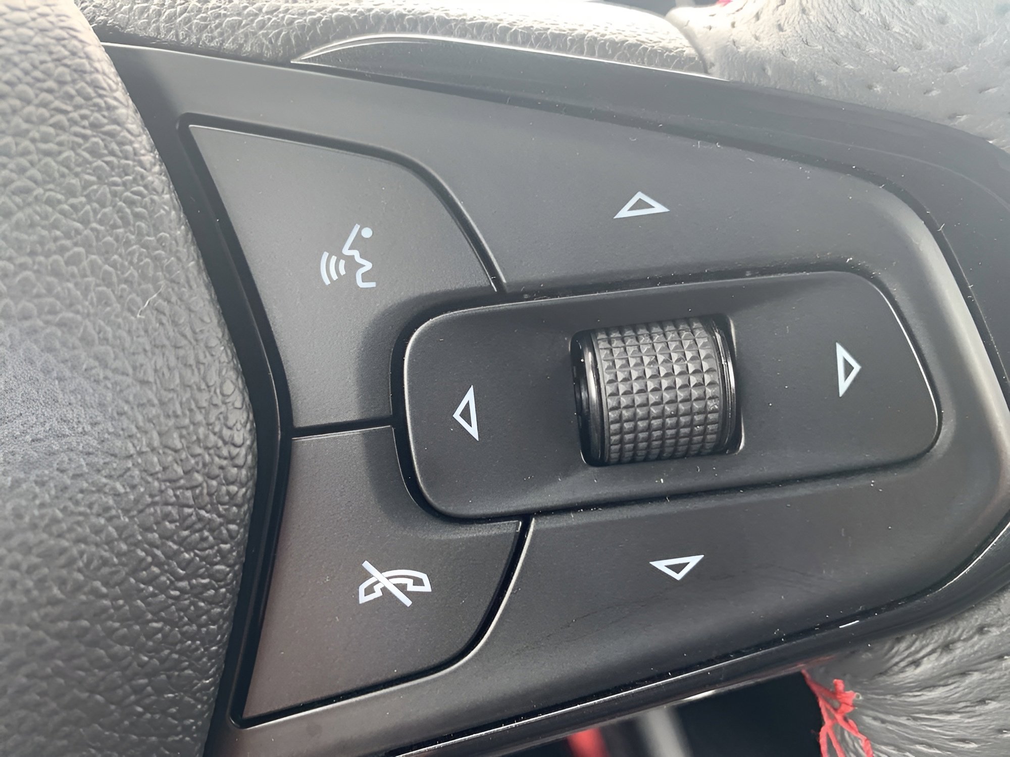 Used 2023 Chevrolet TrailBlazer RS w/ Convenience Package image 10