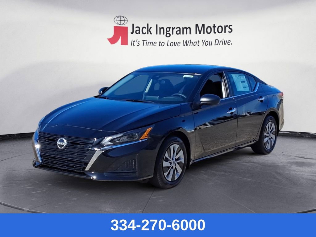 Used 2025 Nissan Altima 2.5 S FWD image 1