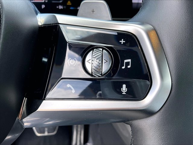 Used 2023 BMW 760i xDrive AWD/4WD image 19