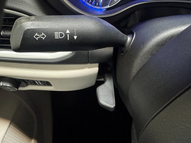 Used 2024 Chrysler Pacifica Touring-L image 20