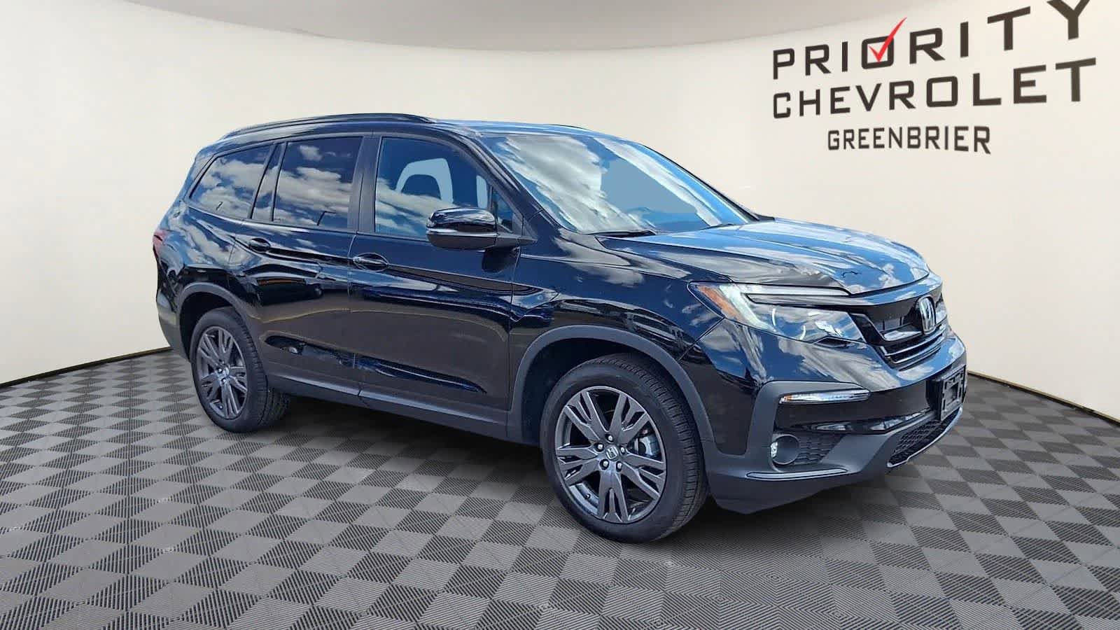 Used 2022 Honda Pilot Sport image 2