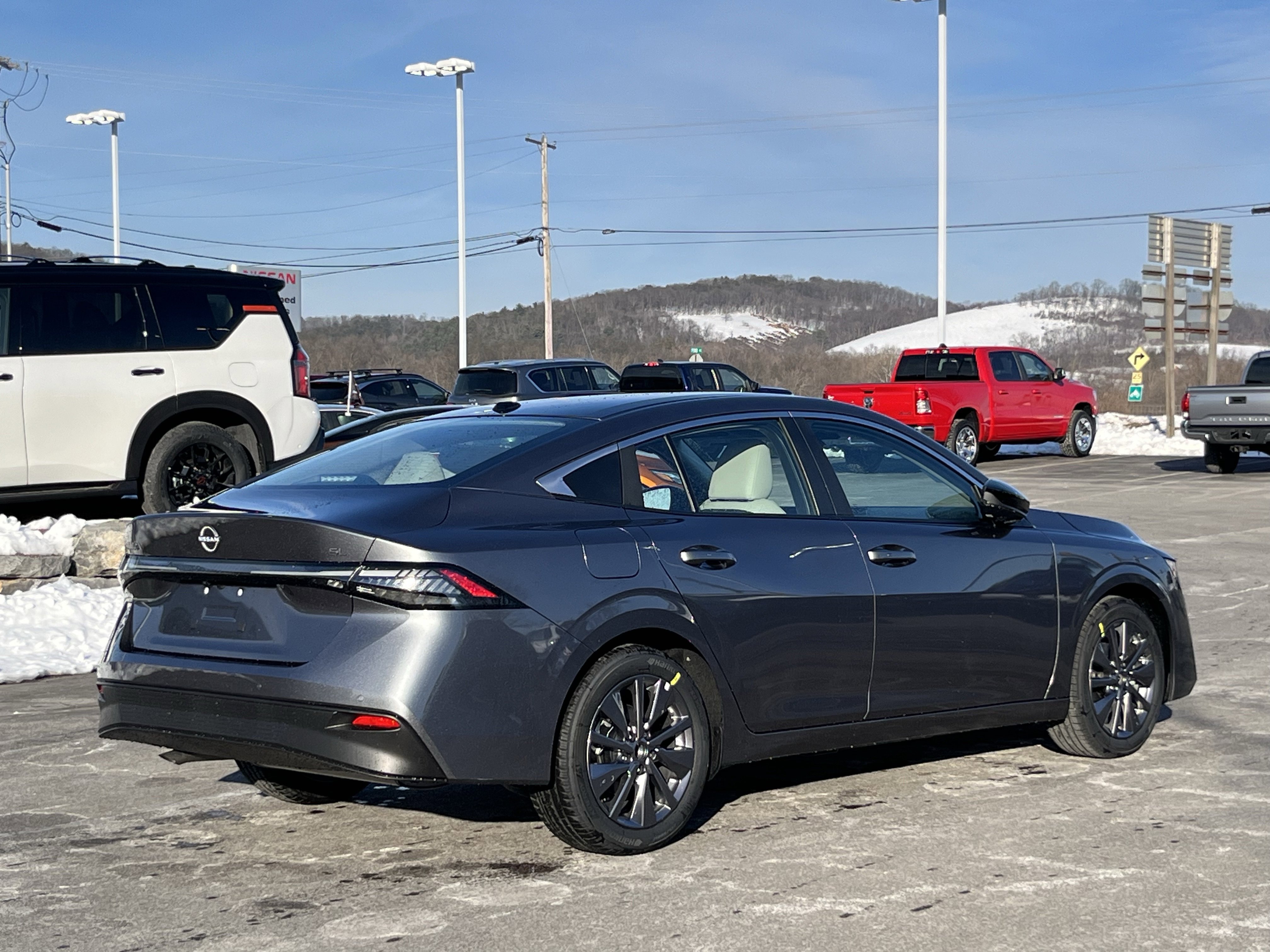 New 2026 Nissan Sentra SL w/ Floor Mat Package image 3