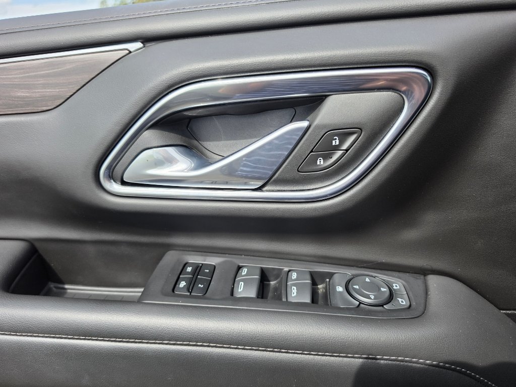 Used 2024 Chevrolet Tahoe Z71 AWD/4WD image 11