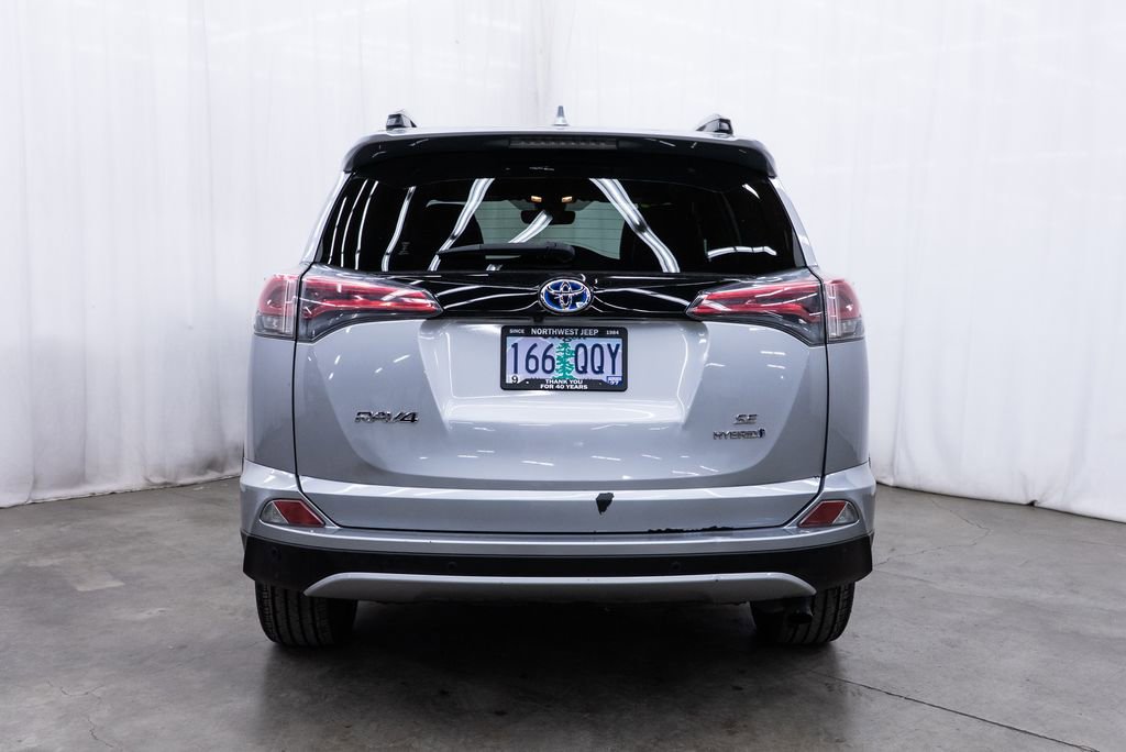 Used 2018 Toyota RAV4 SE w/ Advanced Technology Package AWD/4WD image 5