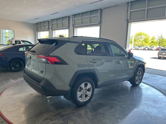 Used 2023 Toyota RAV4 XLE w/ Convenience Package AWD/4WD image 7