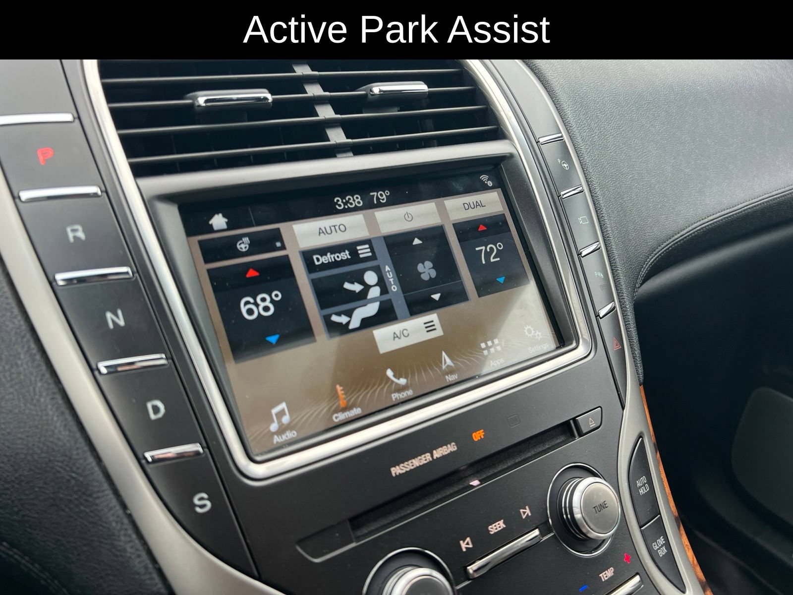 Used 2016 Lincoln MKX Reserve w/ Luxury Package AWD/4WD image 17