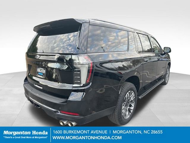 Used 2025 Chevrolet Suburban Z71 w/ Comfort Package image 9