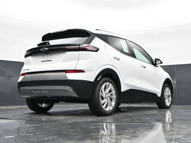 Used 2023 Chevrolet Bolt EUV LT w/ Driver Confidence Package FWD image 34