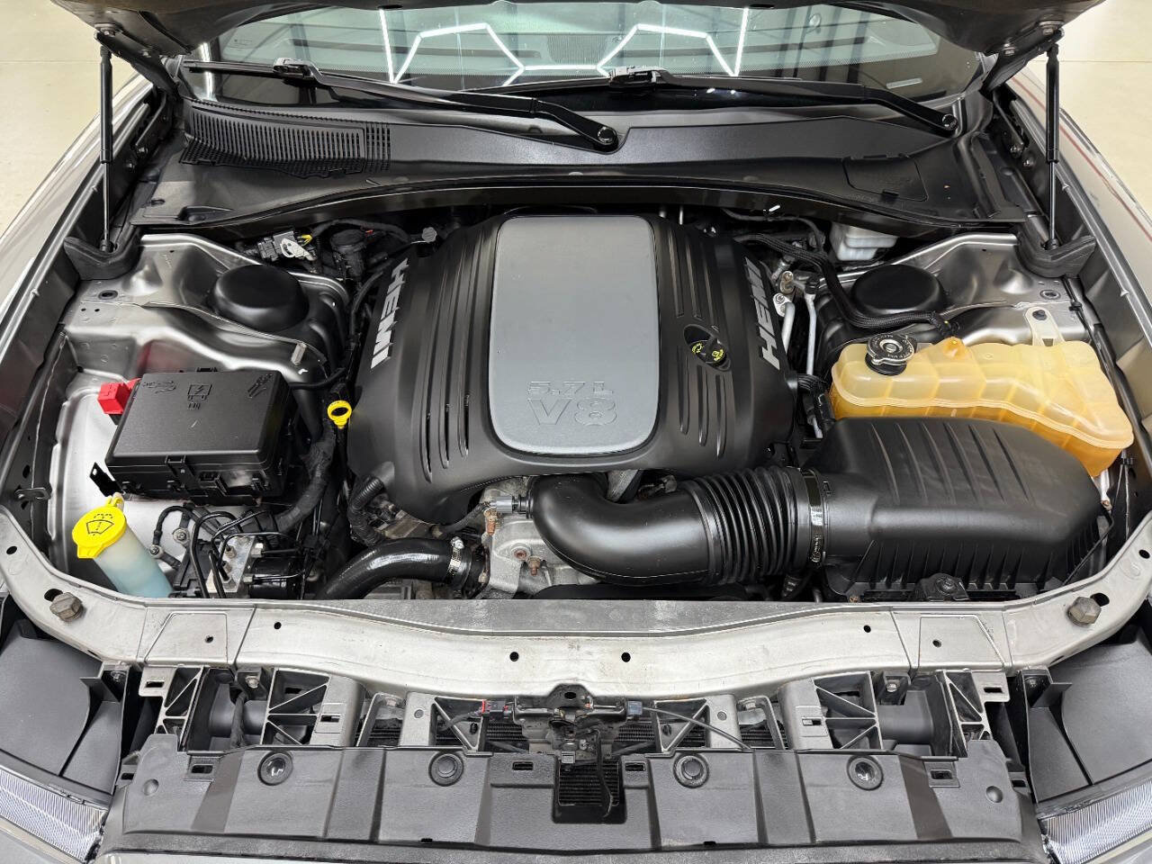 Used 2011 Dodge Charger R/T AWD/4WD image 7