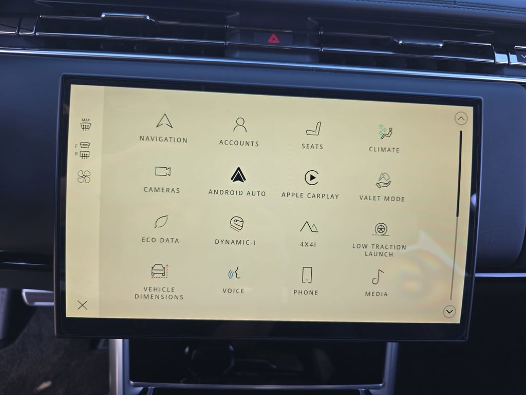 New 2026 Land Rover Range Rover SE image 22